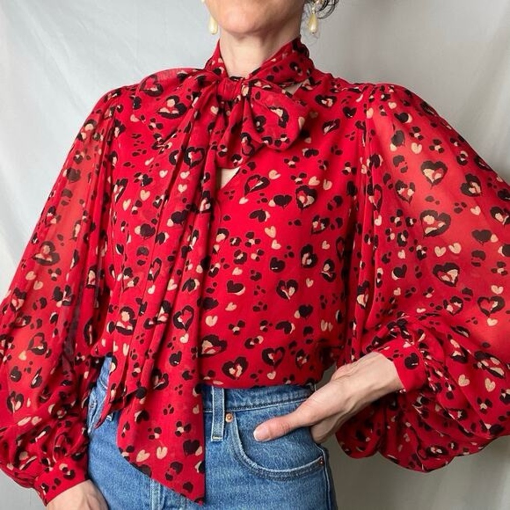 Chicos New Size 2‎ Large Red Heart Print Semi Sheer Long Sleeve Bow Blouse Top